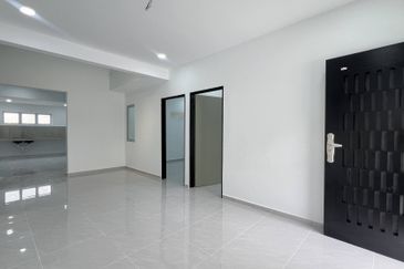 Taman Tepi Sungai ( Taman Teluk Pulai Indah )