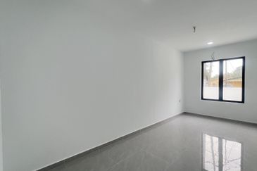 Taman Tepi Sungai ( Taman Teluk Pulai Indah )