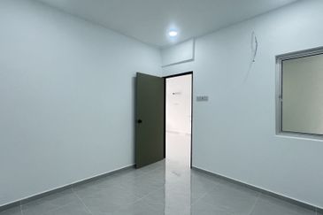 Taman Tepi Sungai ( Taman Teluk Pulai Indah )