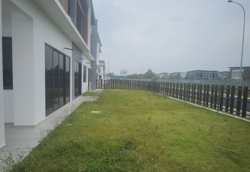 Canary Garden @Bandar Bestari