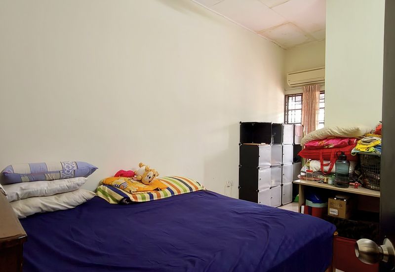 Taman Tepi Sungai ( Taman Teluk Pulai Indah )