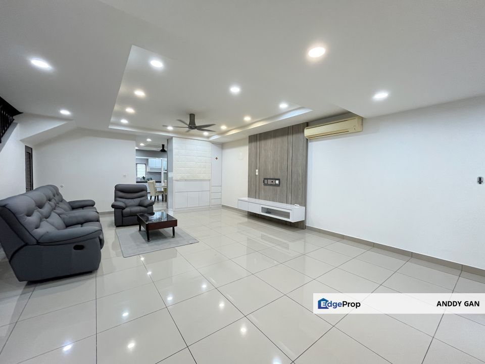 Partially Furnished Kota Bayuemas Superlink House for Rent, Selangor, Klang