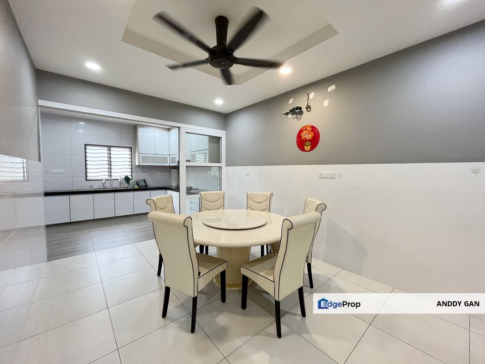 Partially Furnished Kota Bayuemas Superlink House for Rent, Selangor, Klang