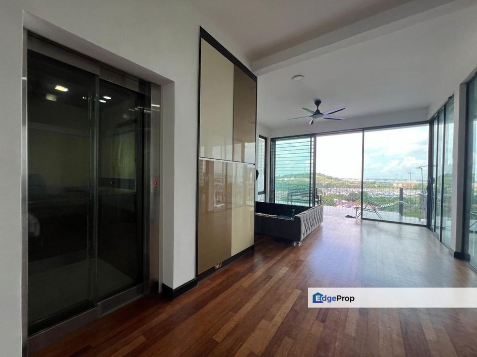 Fully Furnished 3.5 Storey Superlink with Lift in Setia Alam House for Rent, Selangor, Shah Alam