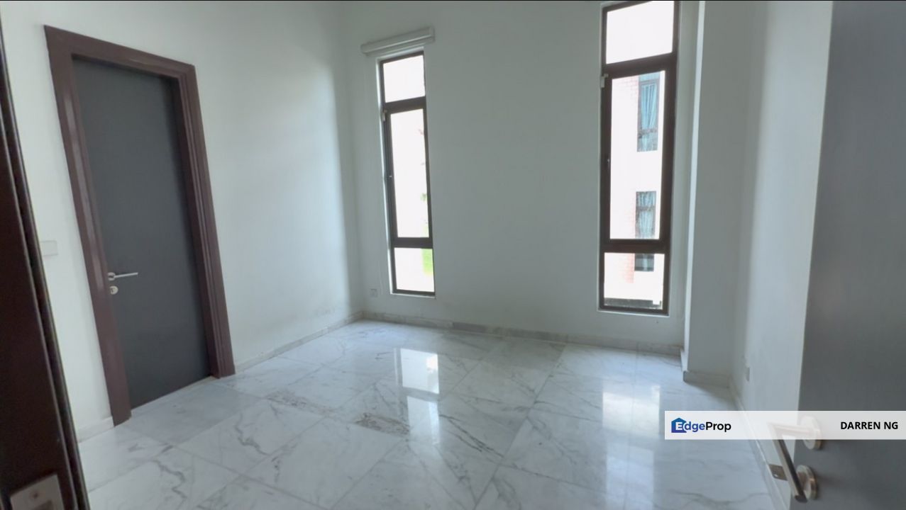 I have more than 12 units for sale at kingsley hills. specialist here. pm info, Selangor, Subang Jaya