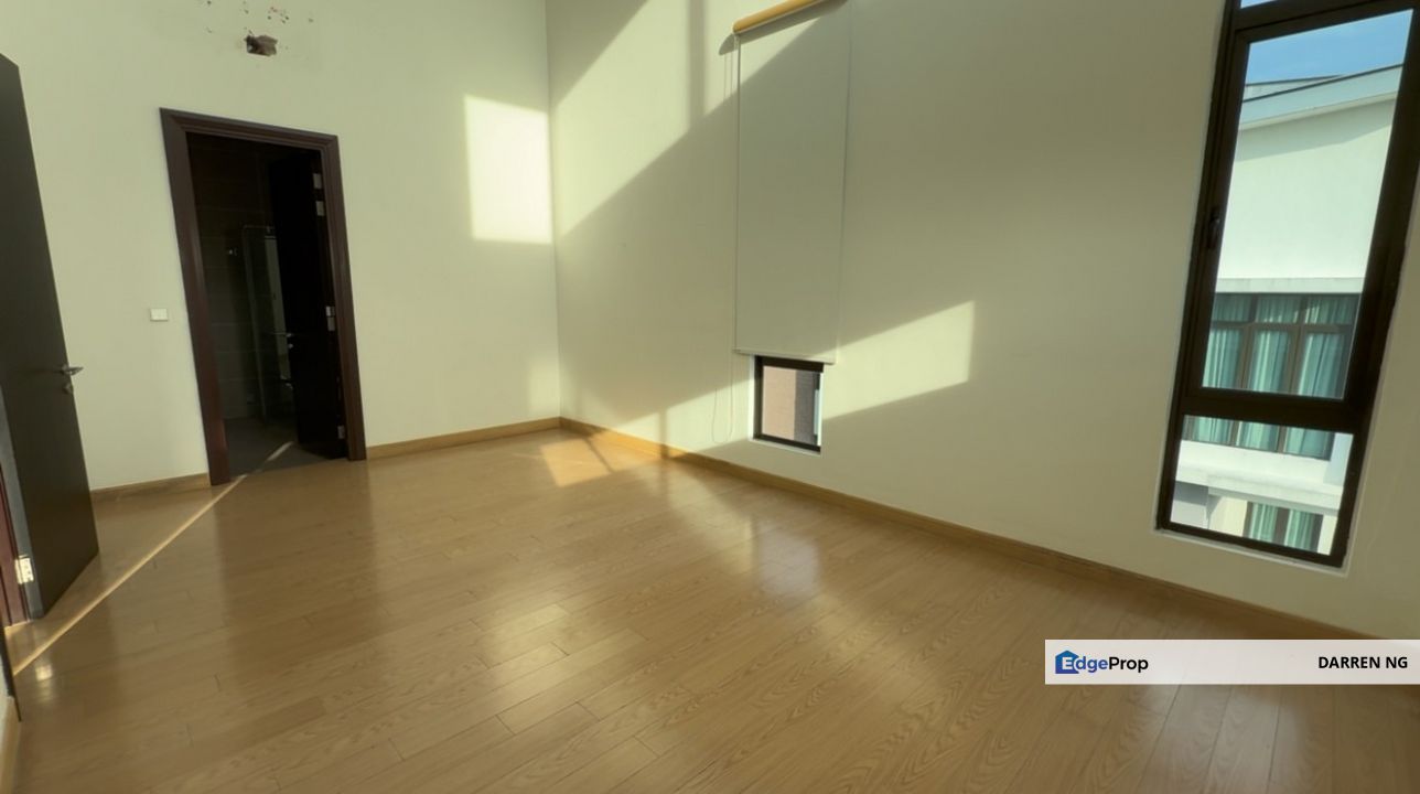 I have more than 12 units for sale at kingsley hills. specialist here. pm info, Selangor, Subang Jaya