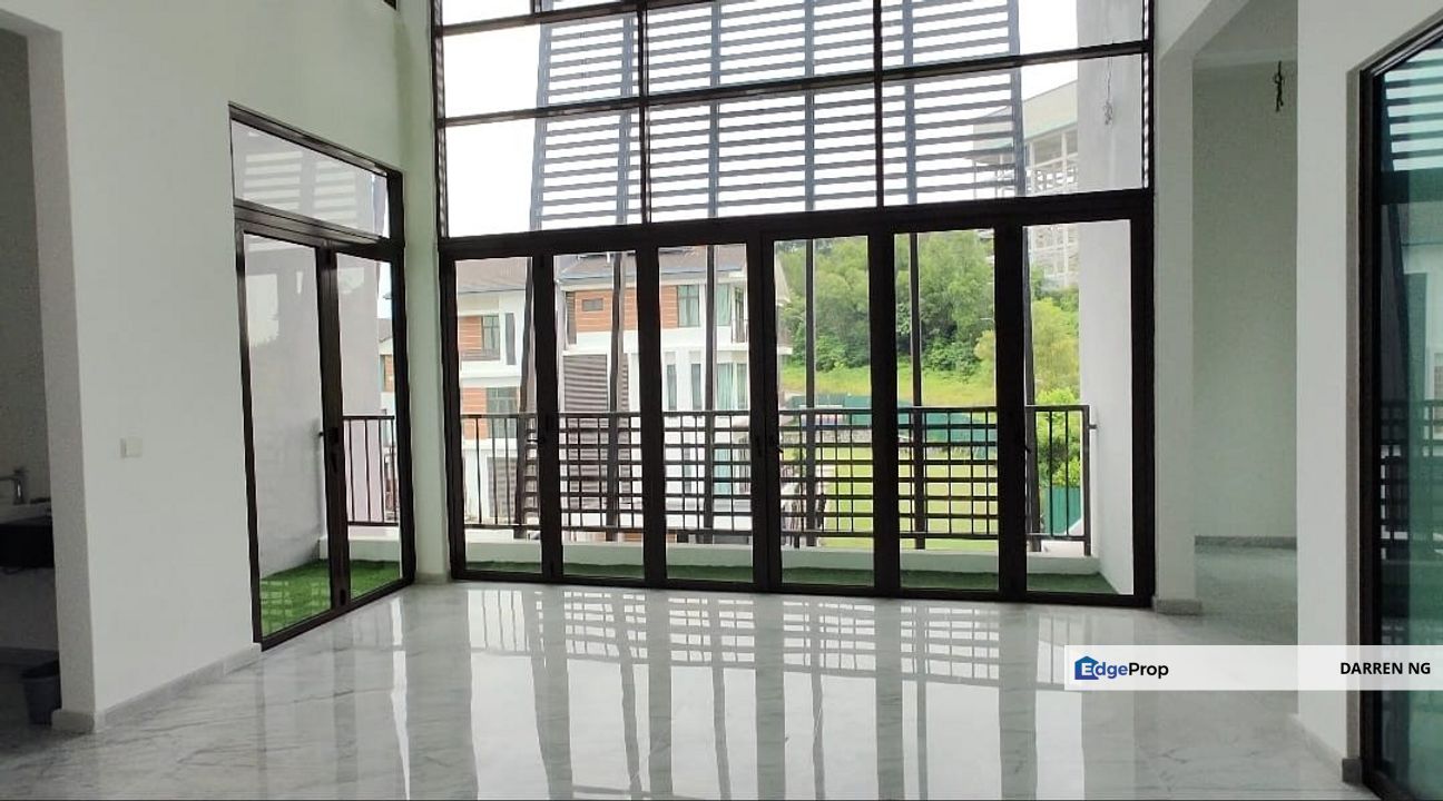 I have more than 12 units for sale at kingsley hills. specialist here. pm info., Selangor, Subang Jaya