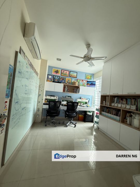 I have more than 6 units for sale at royale palm. specialist here. pm info, Selangor, Putra Heights