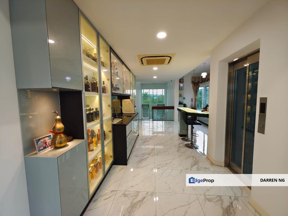 I have more than 5 units for sale at temasya anggun, specialist here. pm info., Selangor, Glenmarie