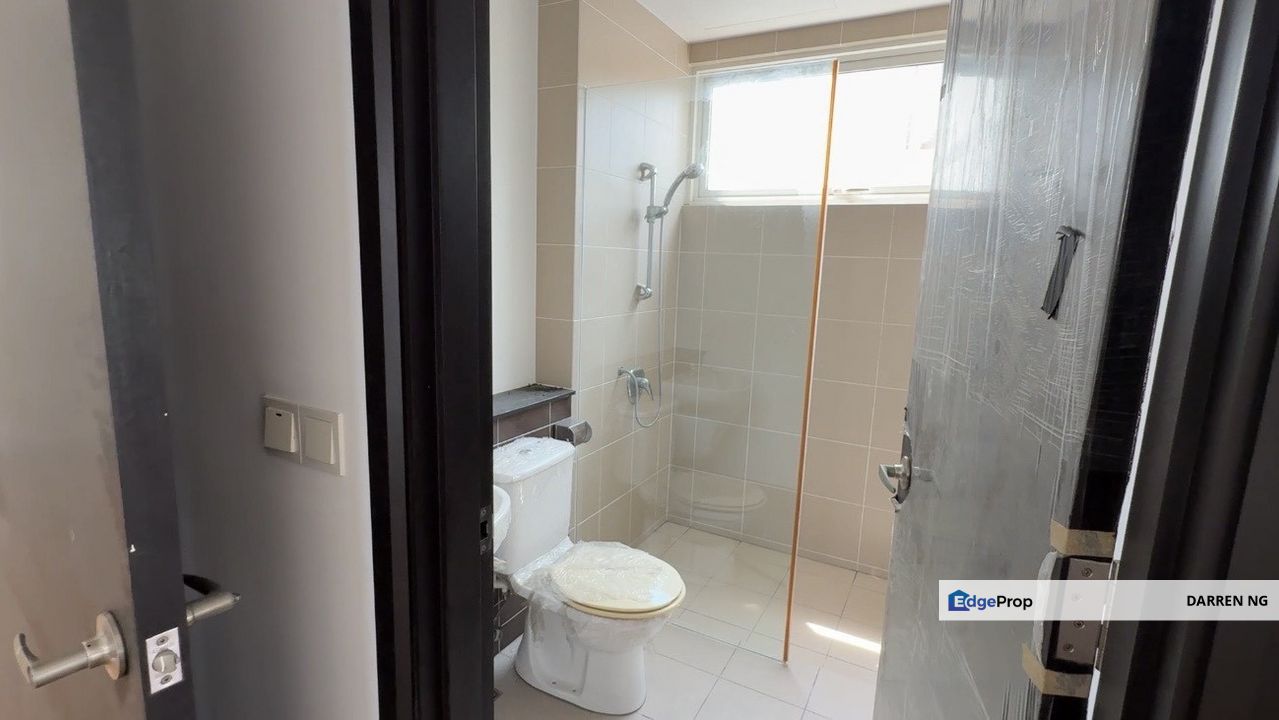 i have more than 11 units for sale at laman granview. specialist here. pm, Selangor, Puchong South