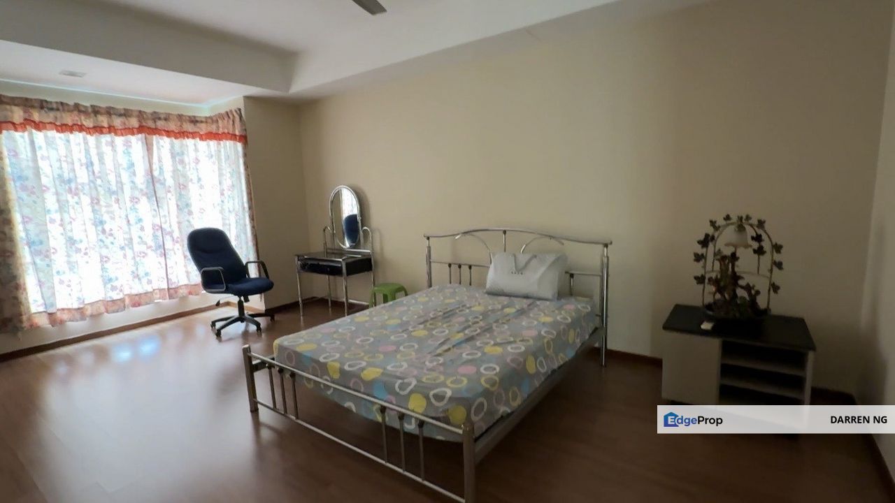 i have more than 11 units for sale at laman granview. specialist here. pm, Selangor, Puchong South