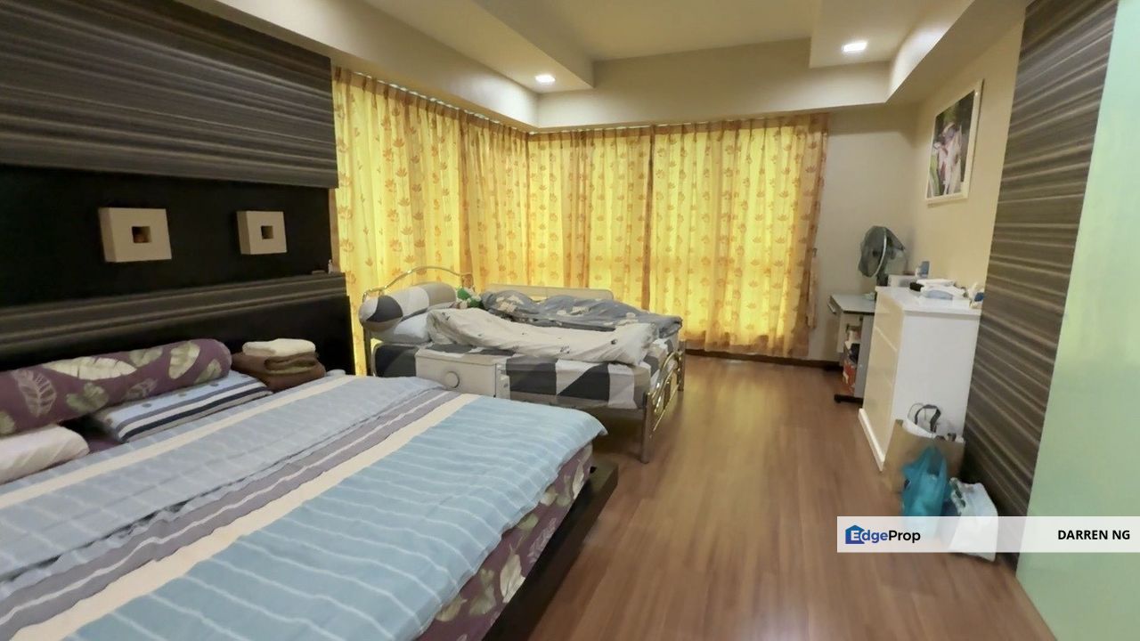 i have more than 11 units for sale at laman granview. specialist here. pm, Selangor, Puchong South