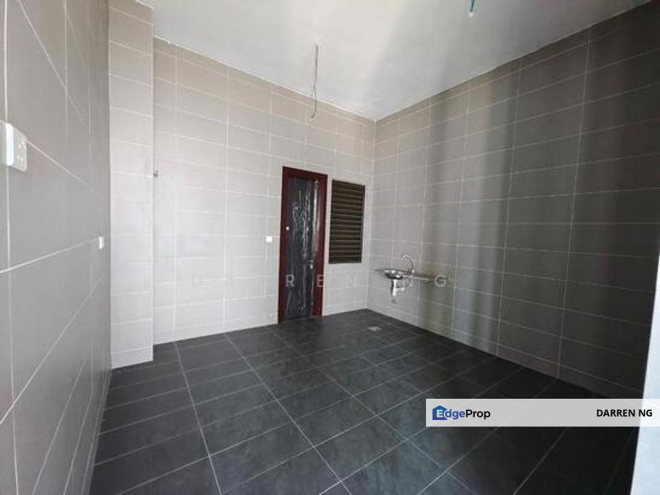 I have more than 3 units for sale at temasya suria. specialist here. pm info., Selangor, Glenmarie