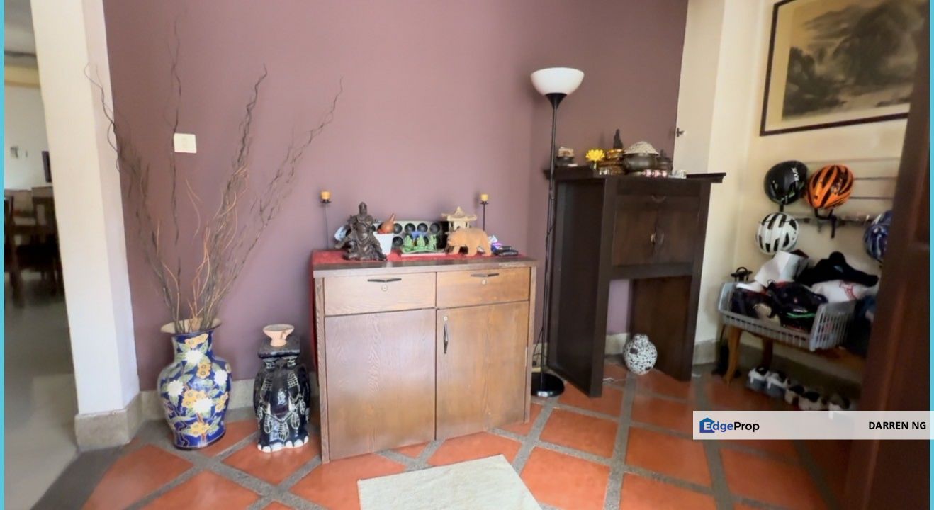 I have more than 2 units for sale at subang alam. specialist here. pm info., Selangor, Shah Alam