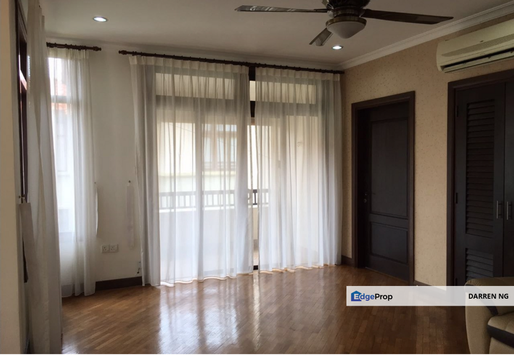 I have more than 12 units for sale at glenmarie residence. specialist here. pm info., Selangor, Glenmarie