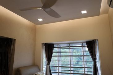 OUG, 3 Storey Semi D with Modern Design/Lift