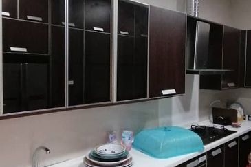 OUG, Bungalow with Swimming Pool Attached