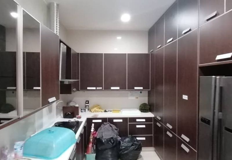 OUG, Bungalow with Swimming Pool Attached