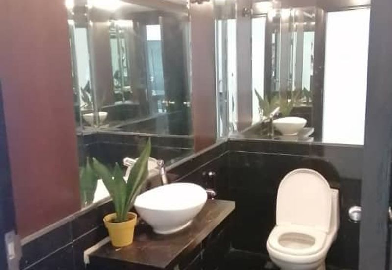 OUG, Bungalow with Swimming Pool Attached