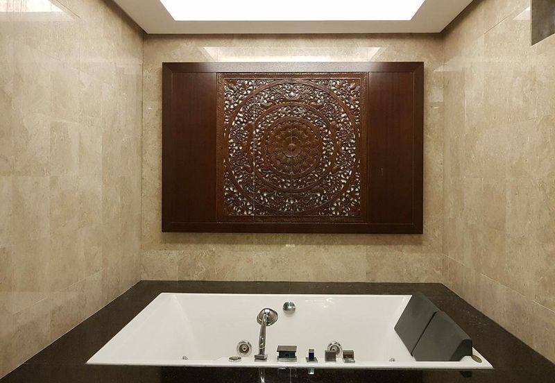 OUG, Bungalow with Swimming Pool Attached