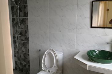 OUG, Jalan Klang Lama, Bungalow for Sale