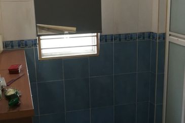 OUG Semi D 3.5 Storey for Sale