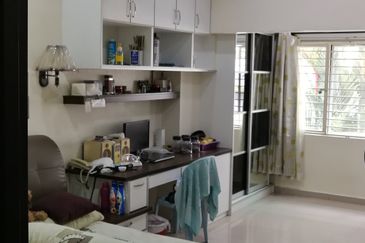 OUG Semi D 3.5 Storey for Sale