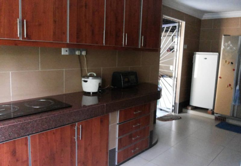 OUG, Corner Semi D with Swimming Pool for Sale