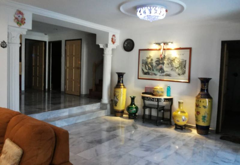 OUG, Corner Semi D with Swimming Pool for Sale