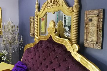 OUG, Semi D Corner for Sale