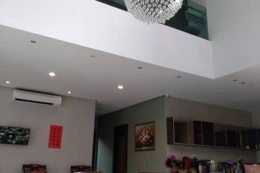 OUG, 3 Storey Semi D with Swimming Pool