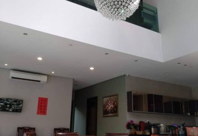 OUG, 3 Storey Semi D with Swimming Pool