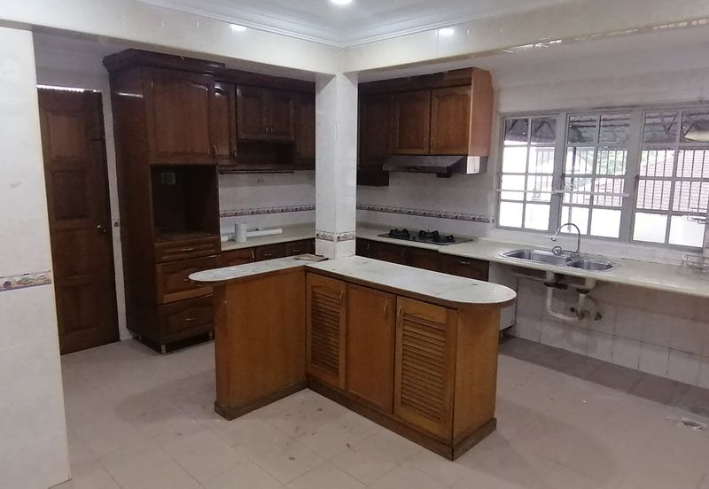 Jalan Klang Lama, Hilltop Bungalow For Sale