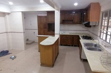 Jalan Klang Lama, Hilltop Bungalow For Sale