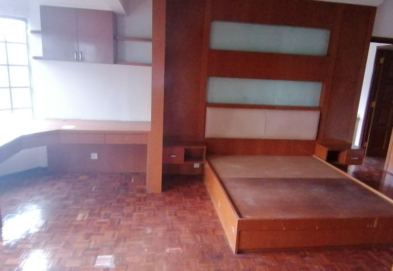 Jalan Klang Lama, Hilltop Bungalow For Sale