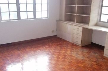 Jalan Klang Lama, Hilltop Bungalow For Sale