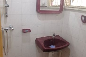 Jalan Klang Lama, Hilltop Bungalow For Sale