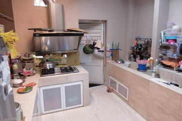 Taman OUG, Semi D For Sale