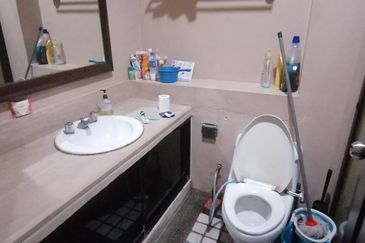 Taman OUG, Semi D For Sale