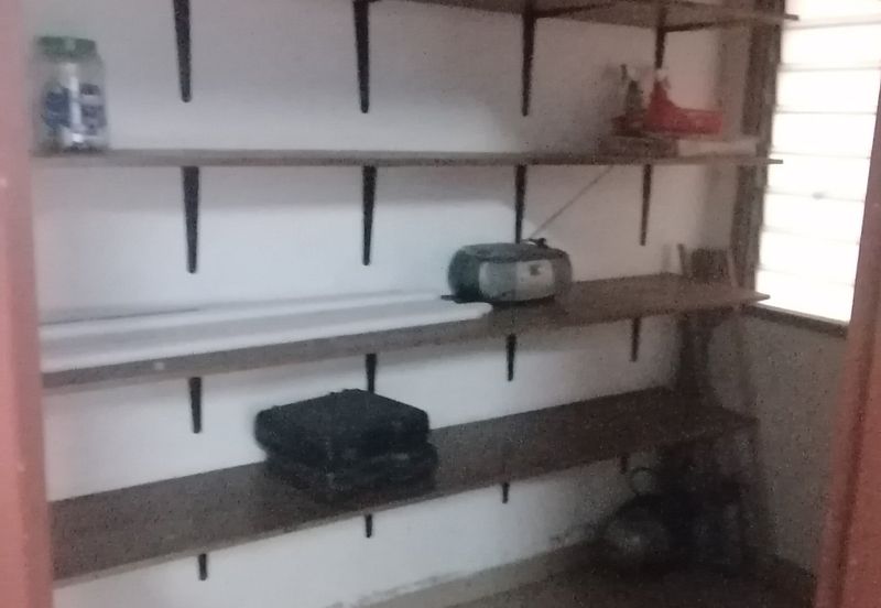 OUG, Bungalow with Spacious Land for Sale