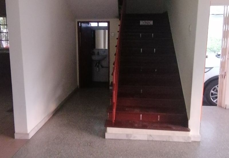 OUG, Bungalow with Spacious Land for Sale