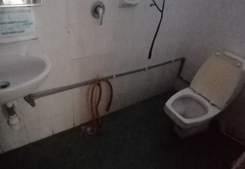 OUG, Bungalow with Spacious Land for Sale