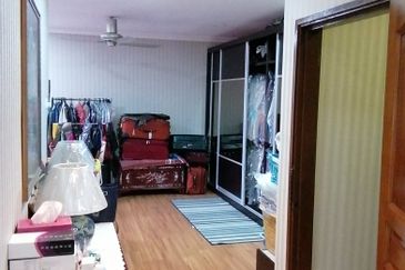 OUG, 2 Storey Bungalow for Sale