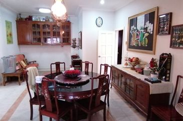 OUG, 2 Storey Bungalow for Sale