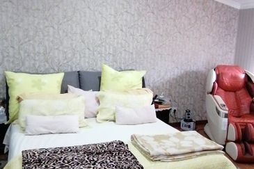 OUG, 2 Storey Bungalow for Sale