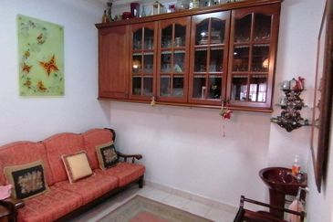 OUG, 2 Storey Bungalow for Sale