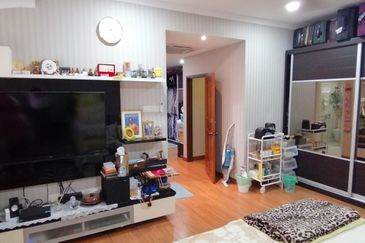 OUG, 2 Storey Bungalow for Sale