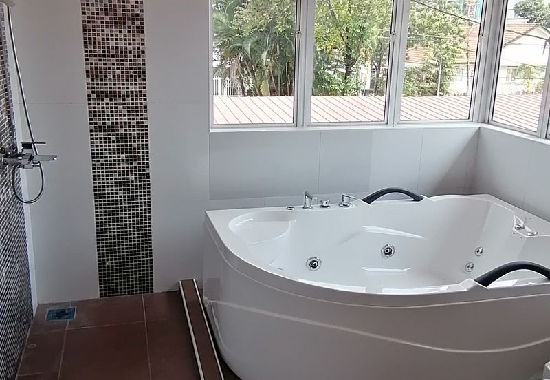 Jalan Klang Lama/OKR Bungalow for Rent