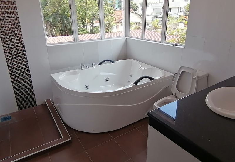 Jalan Klang Lama/OKR Bungalow for Rent