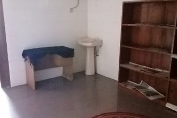 Jalan Klang Lama/ OKR Bungalow to Rent